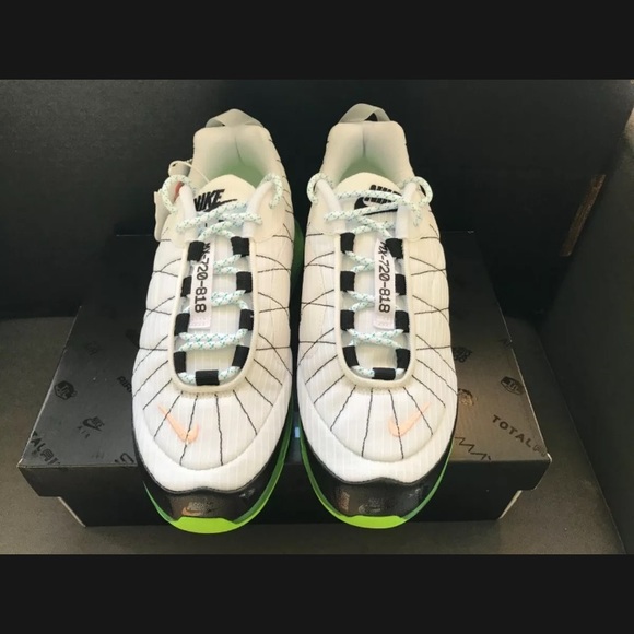 Nike Air Max 720-818 White / Ghost Green - Picture 4 of 9